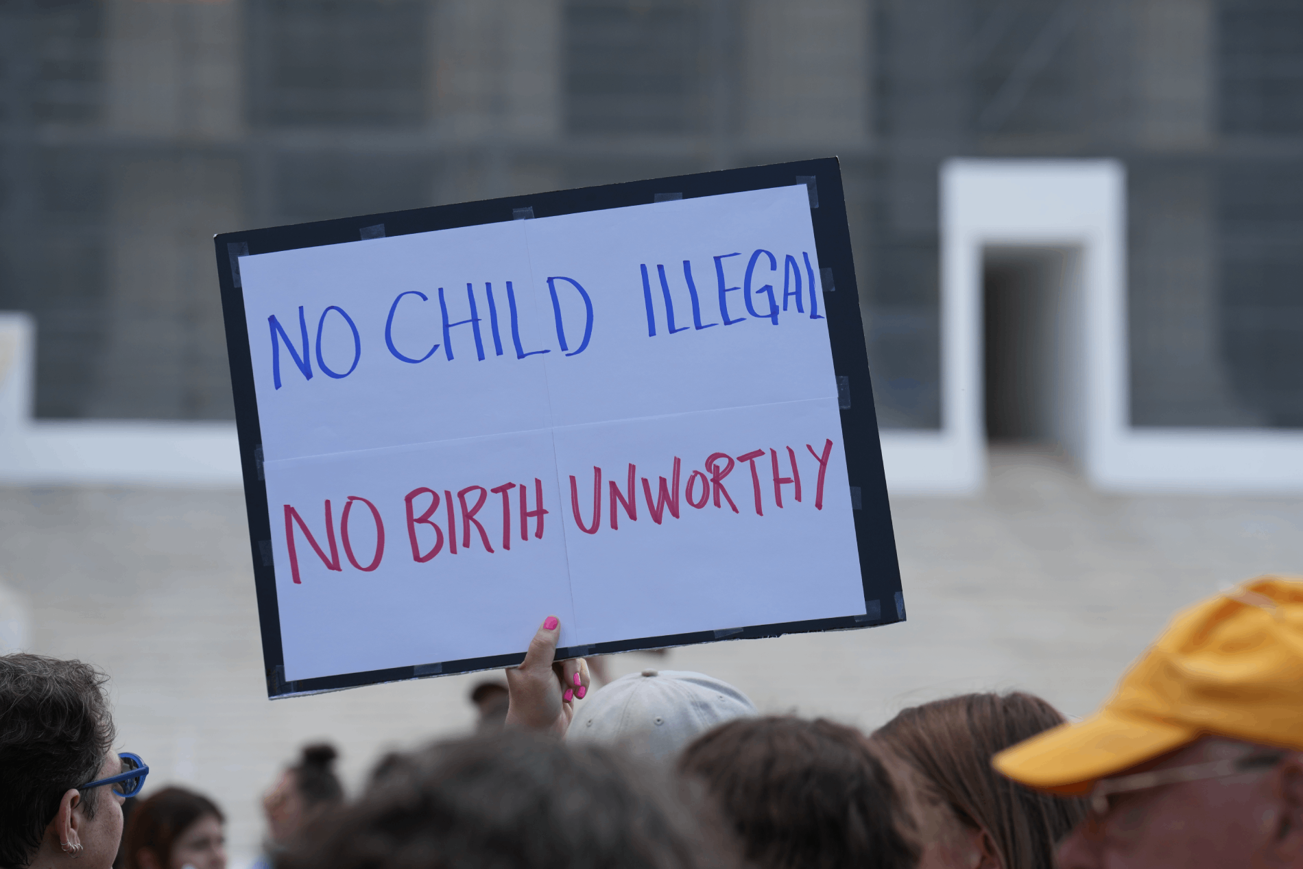 protesters rally at the Supreme Court against president Trump's illegal executive order to make birthright citizenship conditional